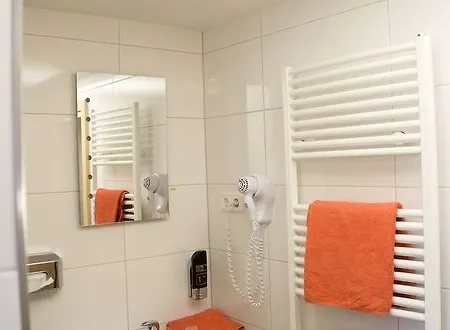 Отель Loeffelschmiede 3*