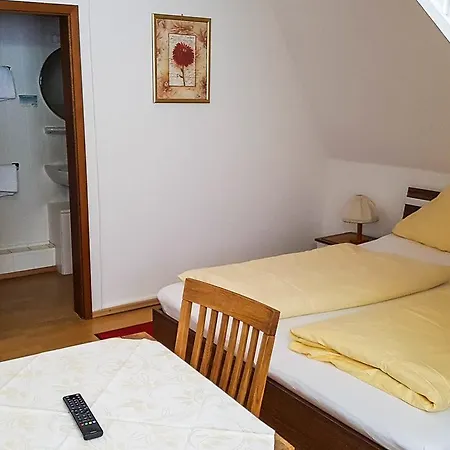 Отель Loeffelschmiede Фельдберг